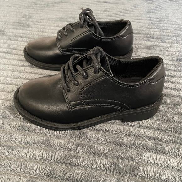 The Children's Place Toddler Boys Size 10 Lace Up Dress Shoes - Black 2623790_01 - Picture 2 of 7